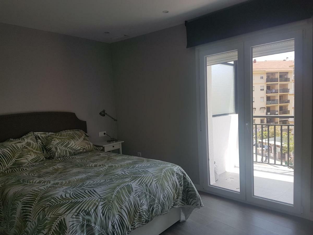 Апартаменты Cosy Flat Near The Beach & Town Centre Фуэнхирола Экстерьер фото
