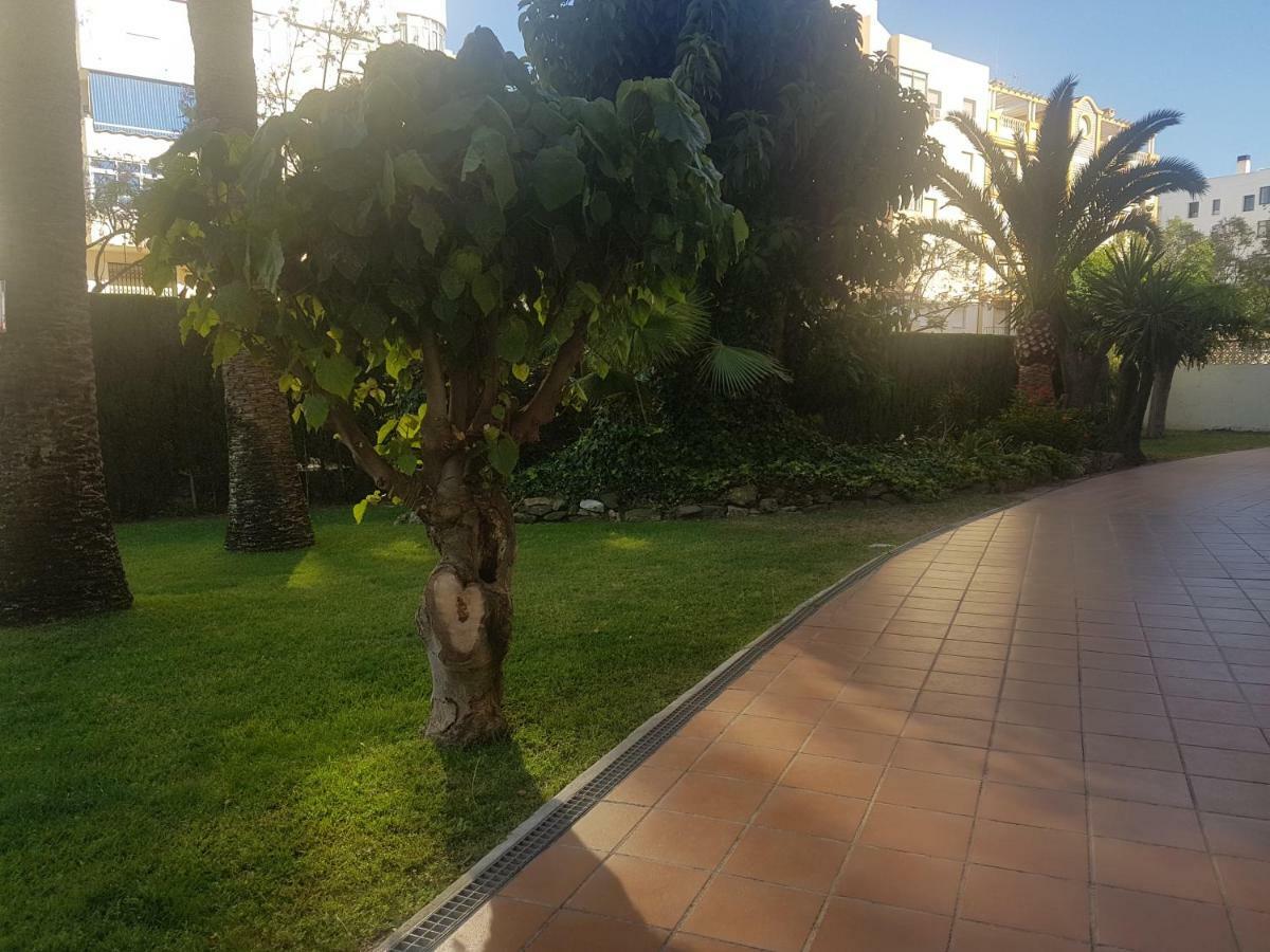 Апартаменты Cosy Flat Near The Beach & Town Centre Фуэнхирола Экстерьер фото